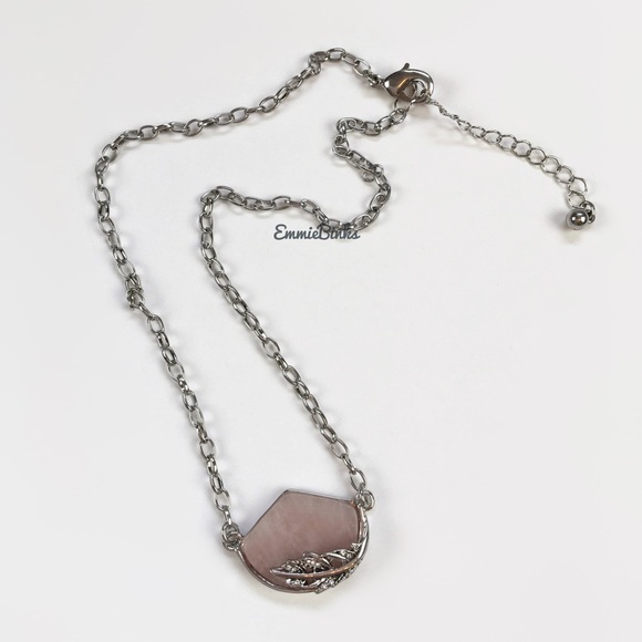 New Bohemian Rose Quartz & Cubic Zirconia Mountain Pendant Necklace - Picture 7 of 13